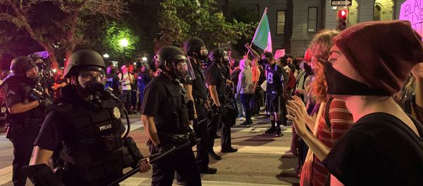 Demonstrators near the Capitol building in Denver, Colorado - Sputnik International