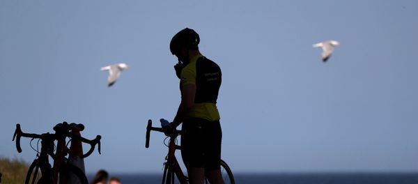 A cyclist is seen in St Andrews as Scotland eases lockdown restrictions following the outbreak of the coronavirus disease (COVID-19), St Andrews, Scotland, Britain, May 29, 2020. A cyclist is seen in St Andrews as Scotland eases lockdown restrictions following the outbreak of the coronavirus disease (COVID-19), St Andrews, Scotland, Britain, May 29, 2020. - Sputnik International