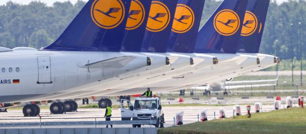 FILE PHOTO: Airplanes of German carrier Lufthansa are parked at the Berlin Schoenefeld airport, amid the spread of the coronavirus disease (COVID-19) in Schoenefeld, Germany, May 26, 2020 FILE PHOTO: Airplanes of German carrier Lufthansa are parked at the Berlin Schoenefeld airport, amid the spread of the coronavirus disease (COVID-19) in Schoenefeld, Germany, May 26, 2020 - Sputnik International