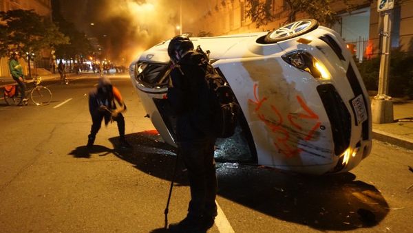 'Black Lives Matter': Washington, DC in Flames as George Floyd Riots Rage on - Sputnik International