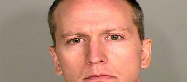 This photo provided by the Ramsey County Sheriff's Office shows former Minneapolis police Officer Derek Chauvin, who was arrested Friday, May 29, 2020, in the Memorial Day death of George Floyd. Chauvin was charged with third-degree murder and second-degree manslaughter after a shocking video of him kneeling for nearly nine minutes on the neck of Floyd, a black man, set off a wave of protests across the country. (Courtesy of Ramsey County Sheriff's Office via AP) - Sputnik International