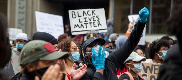 Protesters march to highlight the deaths in the U.S. of Ahmaud Arbery, Breonna Taylor and George Floyd, and of Toronto's Regis Korchinski-Paquet, who died after falling from an apartment building while police officers were present, in Toronto, Ontario, Canada May 30, 2020. Protesters march to highlight the deaths in the U.S. of Ahmaud Arbery, Breonna Taylor and George Floyd, and of Toronto's Regis Korchinski-Paquet, who died after falling from an apartment building while police officers were present, in Toronto, Ontario, Canada May 30, 2020. - Sputnik International