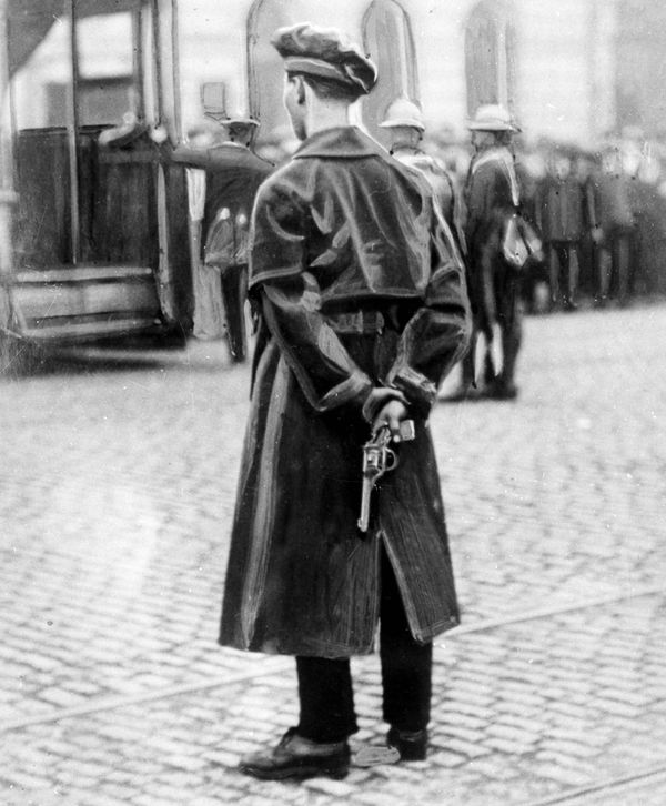 100 Years On: UK PM 'Should Have Known' Risk of Using ‘Traumatised’ War Veterans in Irish Conflict - Sputnik International