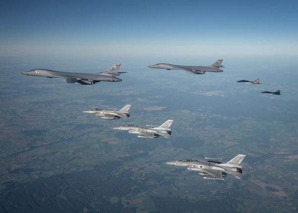 Photos: US B-1B Bombers Test Anti-Ship Missiles, Drill With Ukrainian Sukhoi Jets Over Black Sea Photos: US B-1B Bombers Test Anti-Ship Missiles, Drill With Ukrainian Sukhoi Jets Over Black Sea - Sputnik International