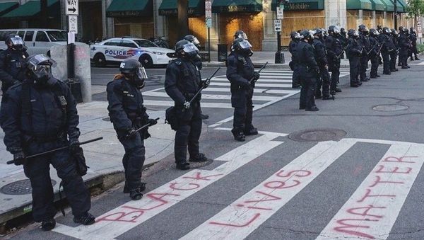 US Riot Police in Washington During Floyd Protests US Riot Police in Washington During Floyd Protests - Sputnik International
