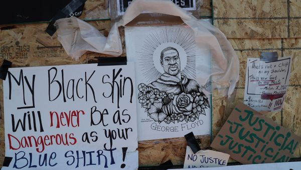Art and posters can be seen at a memorial for George Floyd that has been created at the place where he was taken into police custody and later died in Minneapolis, Minnesota, U.S., June 1, 2020 Art and posters can be seen at a memorial for George Floyd that has been created at the place where he was taken into police custody and later died in Minneapolis, Minnesota, U.S., June 1, 2020 - Sputnik International