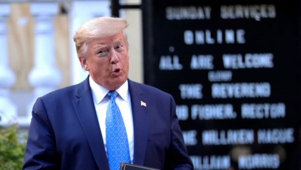 U.S. President Donald Trump holds a Bible as he talks to the media while standing in front of St. John's Episcopal Church across from the White House after walking there for a photo opportunity during ongoing protests over racial inequality in the wake of the death of George Floyd while in Minneapolis police custody, outside the White House in Washington, U.S., June 1, 2020 - Sputnik International