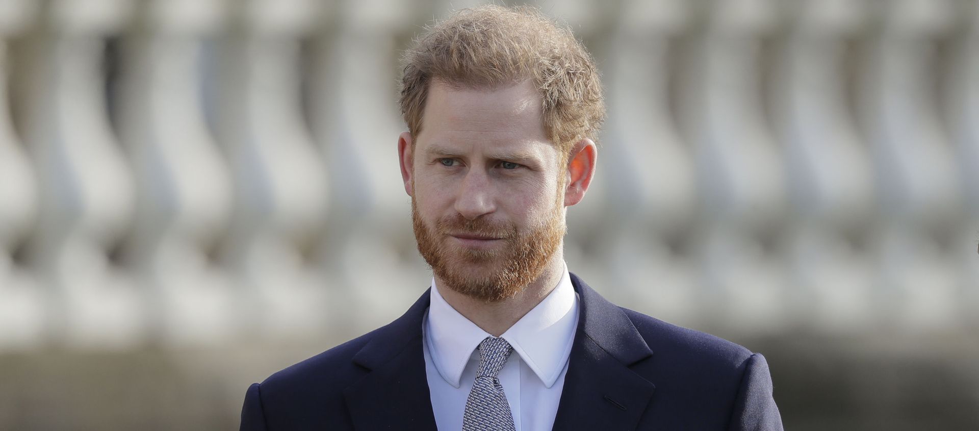 Britain's Prince Harry gestures in the gardens of Buckingham Palace in London, Thursday, Jan. 16, 2020. Prince Harry, the Duke of Sussex will host the Rugby League World Cup 2021 draw at Buckingham Palace, prior to the draw, The Duke met with representatives from all 21 nations taking part in the tournament - Sputnik International, 1920, 15.02.2021