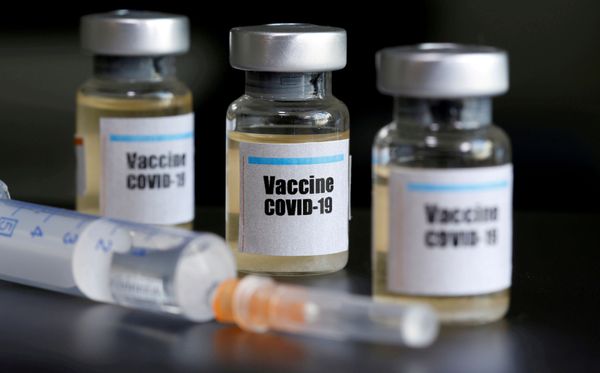 ‘Cautiously Optimistic’: Anthony Fauci Says US May Have Millions of Vaccine Doses by Early 2021 - Sputnik International