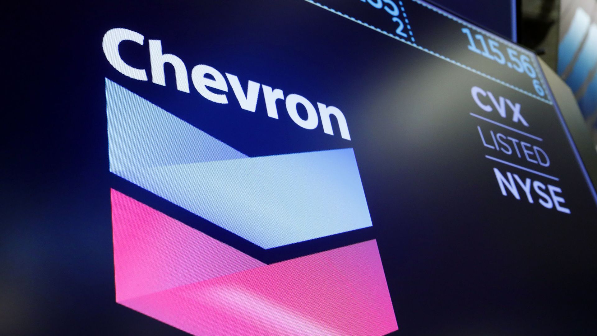 The logo for Chevron appears above a trading post on the floor of the New York Stock Exchange, Friday, 16 August 2019 The logo for Chevron appears above a trading post on the floor of the New York Stock Exchange, Friday, 16 August 2019 - Sputnik International, 1920, 01.02.2021