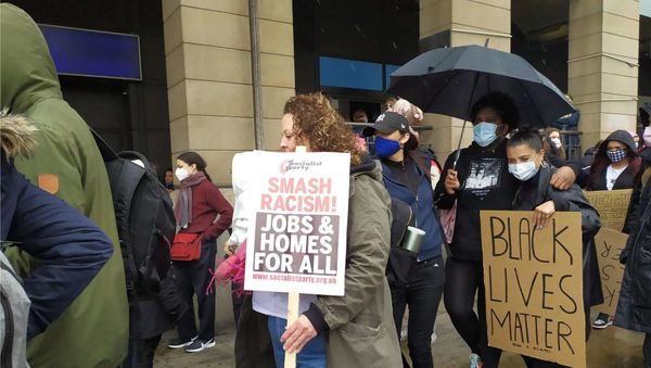 People gathering in central London to protest against police brutality in support of BLM People gathering in central London to protest against police brutality in support of BLM - Sputnik International