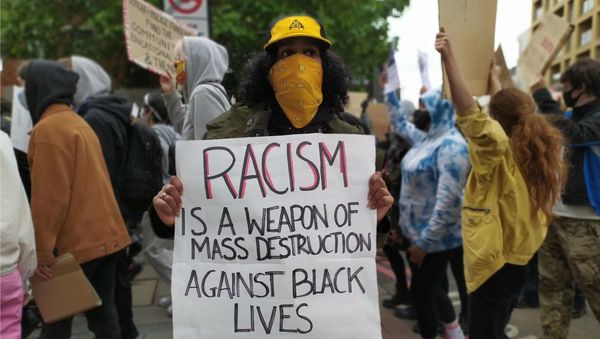 During a 'Black Lives Matter' protest in London on 6 June 2020 During a 'Black Lives Matter' protest in London on 6 June 2020 - Sputnik International