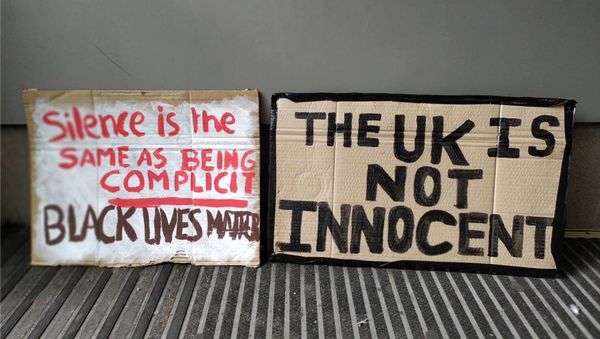 Banners at a protest in London on 6 June 2020 Banners at a protest in London on 6 June 2020 - Sputnik International