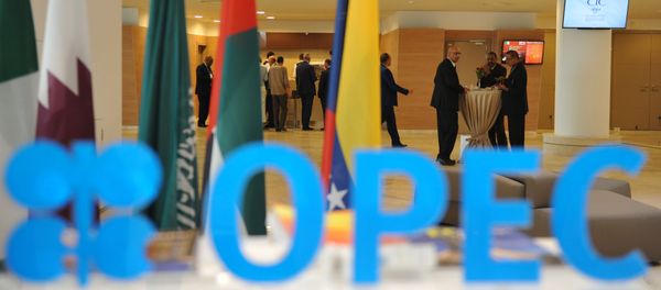 Participants attend the opening session of the 15th International Energy Forum in Algiers on September 27, 2016. - Sputnik International