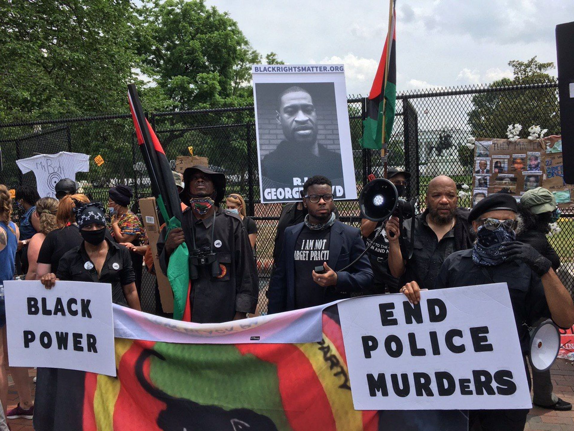 A protest over by the death of George Floyd near the White House in Washington DC, US, 06.06.2020. A protest over by the death of George Floyd near the White House in Washington DC, US, 06.06.2020. - Sputnik International, 1920, 07.09.2021