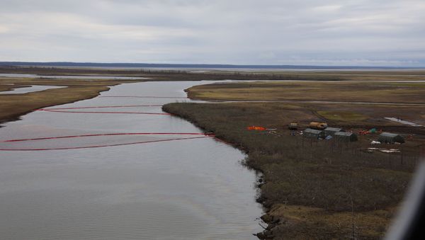 Oil spill in Norilsk - Sputnik International