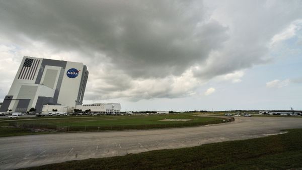 Weather over Cape Canaveral as SpaceX Falcon 9 rocket and Crew Dragon spacecraft carrying NASA astronauts Douglas Hurley and Robert Behnken waits to lift-off for NASA's SpaceX Demo-2 mission to the International Space Station from NASA's Kennedy Space Center in Cape Canaveral, Florida, U.S.  May 30, 2020. - Sputnik International