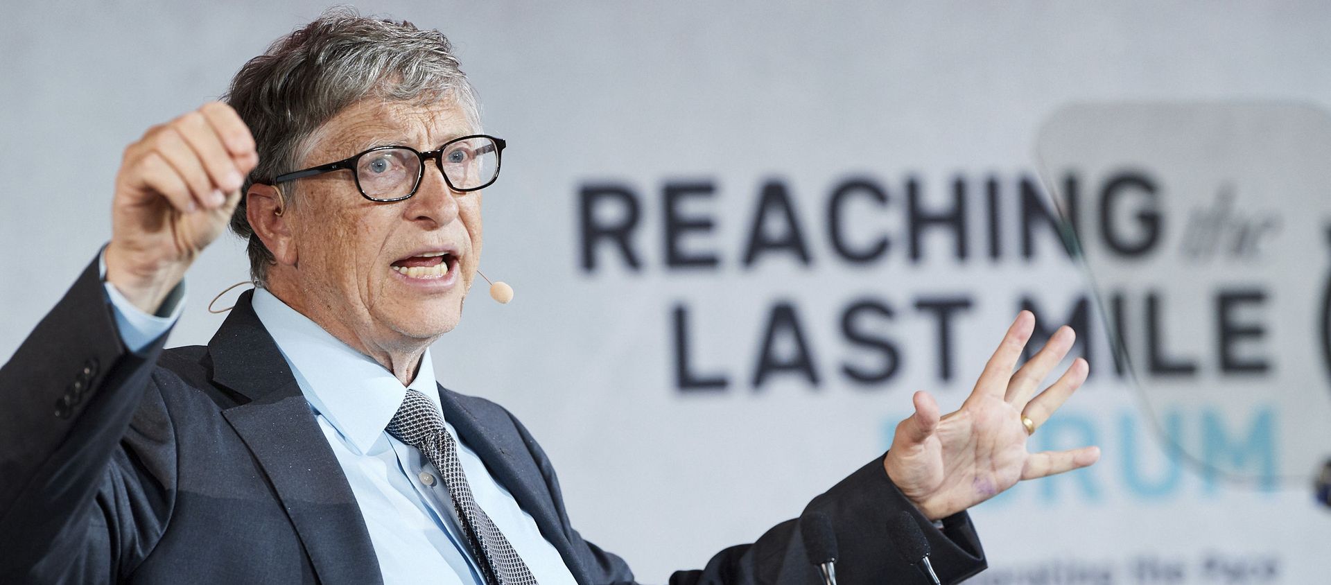 Microsoft founder and Co- chair of the Bill and Melinda Gates Foundation, Bill Gates is pictured at the Reaching The Last Mile forum on Nov. 19, 2019, at the Louvre in Abu Dhabi Microsoft founder and Co- chair of the Bill and Melinda Gates Foundation, Bill Gates is pictured at the Reaching The Last Mile forum on Nov. 19, 2019, at the Louvre in Abu Dhabi - Sputnik International, 1920, 19.02.2021