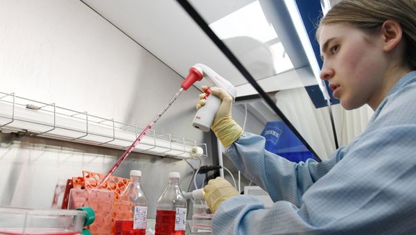 Coronavirus vaccine development project launched in Kazan - Sputnik International