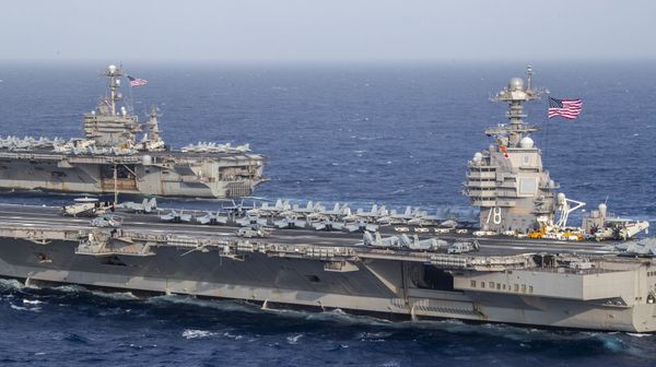 The Ford-class aircraft carrier USS Gerald R. Ford (CVN 78) and the Nimitz-class aircraft carrier USS Harry S. Truman (CVN 75) transit the Atlantic Ocean June 4, 2020 - Sputnik International
