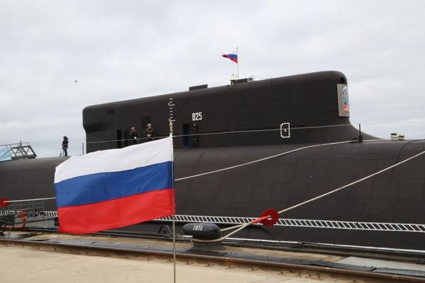 Russian Navy Receives First Improved Borei-A Class Missile Sub on Russia Day Holiday - Video - Sputnik International