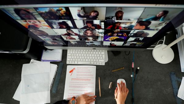 A student takes classes online with his companions using the Zoom app at home during the coronavirus disease (COVID-19) outbreak in El Masnou, north of Barcelona, Spain April 2, 2020 - Sputnik International
