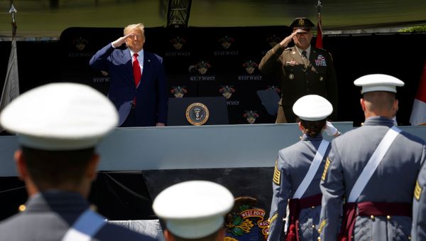 U.S. President Donald Trump salutes alongside U.S. Army Lieutenant General Darryl Williams, the Superintendent of the U.S. Military Academy at West Point, as he prepares to deliver the commencement address at the 2020 United States Military Academy Graduation Ceremony in West Point, New York, U.S., June 13, 2020. - Sputnik International