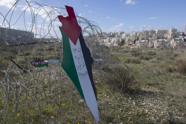 Palestinian Authority to Revive Coordination With Israel After a Six Month Halt Palestinian Authority to Revive Coordination With Israel After a Six Month Halt - Sputnik International