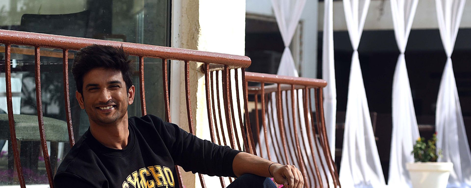 (FILES) In this file photo taken on January 7, 2019 Indian Bollywood actor Sushant Singh Rajput poses for a picture during the promotion of the upcoming Hindi film Sonchiraiya, in Mumbai - Sputnik International, 1920, 08.03.2021