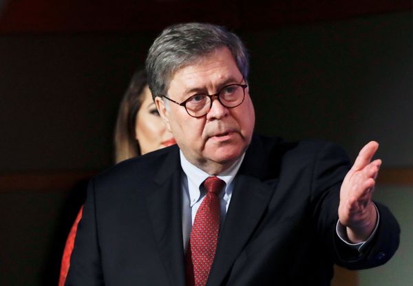 West Has to 'Pick' Competitor to Challenge Huawei, Ericsson & Nokia Are 'Best Positioned', Barr Says - Sputnik International