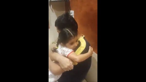 An Army Officer's homecoming after a few months - Sputnik International