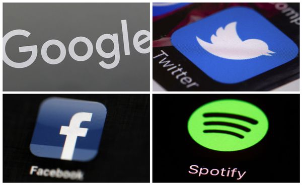 Australia Reigns in Tech Giants, Forces Facebook and Google to Pay for News Content Australia Reigns in Tech Giants, Forces Facebook and Google to Pay for News Content - Sputnik International