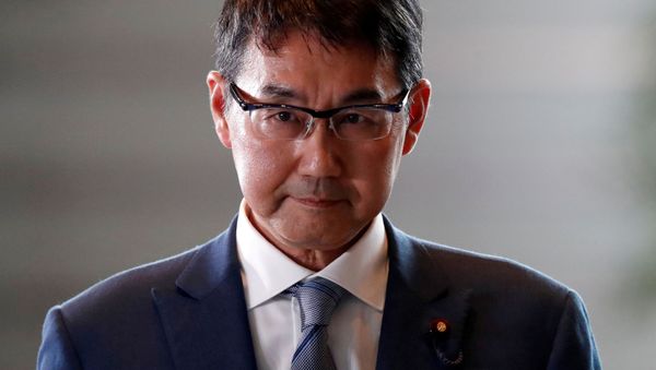 Katsuyuki Kawai arrives to Prime Minister Shinzo Abe's official residence in Tokyo, Japan September 11, 2019 Katsuyuki Kawai arrives to Prime Minister Shinzo Abe's official residence in Tokyo, Japan September 11, 2019 - Sputnik International