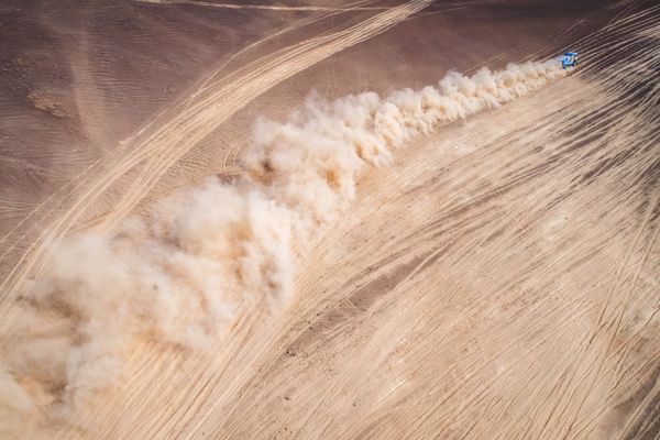 Dust Clouds and Vast Expanses: Deserts Capable of Engulfing Cities Dust Clouds and Vast Expanses: Deserts Capable of Engulfing Cities - Sputnik International
