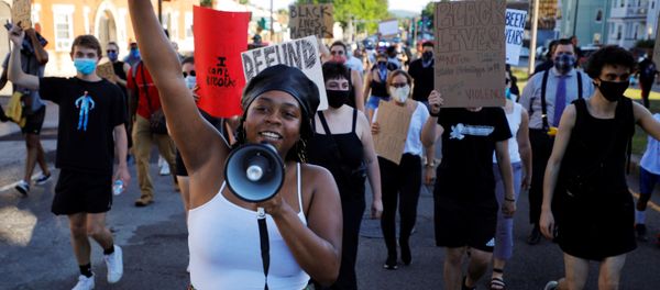 Shannon Greaves helps lead a Juneteenth Awareness Walk to demonstrate against racial inequality in the aftermath of the death in Minneapolis police custody of George Floyd, in Boston, Massachusetts, U.S., June 18, 2020 - Sputnik International