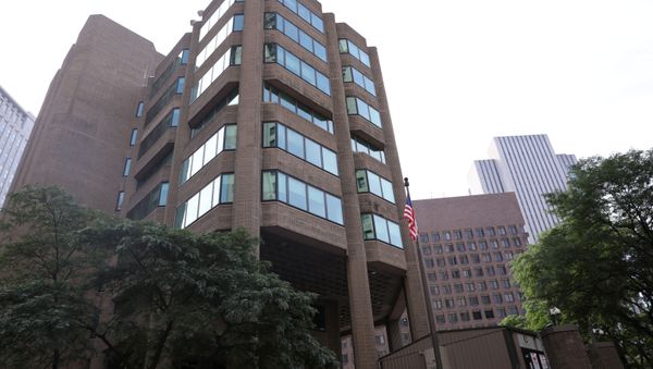 The offices of the Southern District of New York are seen in Manhattan Saturday morning after U.S. Attorney Geoffrey Berman disputed a press release by Attorney General William Barr late Friday night that Berman will be stepping down from his position, in New York City, U.S., June 20, 2020 - Sputnik International