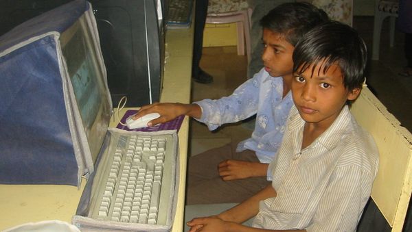 Computer education boys Gujarat Computer education boys Gujarat - Sputnik International