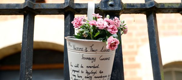 A view shows a floral tribute to the victims at the scene of multiple stabbings in Reading, Britain, June 21, 2020. A view shows a floral tribute to the victims at the scene of multiple stabbings in Reading, Britain, June 21, 2020. - Sputnik International