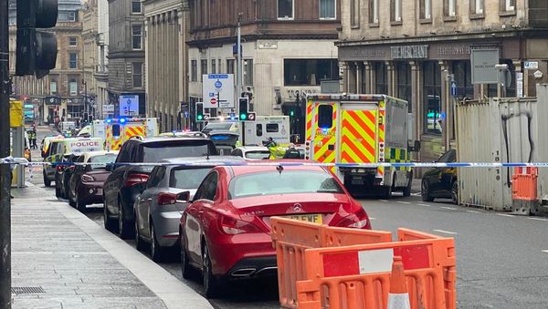 Emergency respoders are seen near a scene of reported stabbings, in Glasgow, Scotland, Britain June 26, 2020, in this picture obtained from social media Emergency respoders are seen near a scene of reported stabbings, in Glasgow, Scotland, Britain June 26, 2020, in this picture obtained from social media - Sputnik International