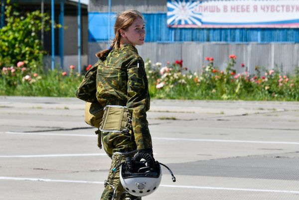 No Job for a Lady? Russian Female Air Force Academy Cadets Conquer Skies With Skill and Charm - Sputnik International