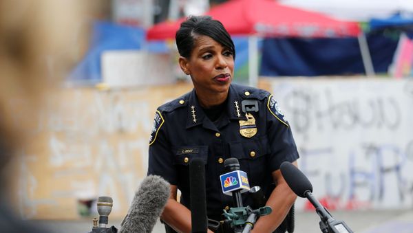 Seattle Police Chief Carmen Best holds a news conference inside the CHOP (Capitol Hill Organized Protest) area in front of the Seattle Police Department - East Precinct, hours after a fatal shooting as people occupy space in the aftermath of the death in Minneapolis police custody of George Floyd, in Seattle, Washington, U.S. June 29, 2020. Seattle Police Chief Carmen Best holds a news conference inside the CHOP (Capitol Hill Organized Protest) area in front of the Seattle Police Department - East Precinct, hours after a fatal shooting as people occupy space in the aftermath of the death in Minneapolis police custody of George Floyd, in Seattle, Washington, U.S. June 29, 2020. - Sputnik International