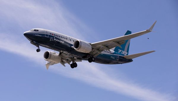 A Boeing 737 MAX airplane lands after a test flight at Boeing Field in Seattle, Washington, U.S. June 29, 2020 - Sputnik International