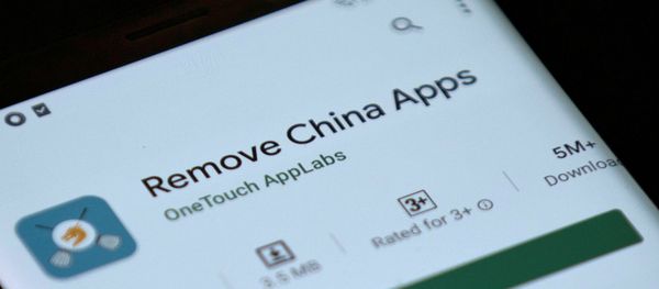 Remove China Apps is seen in the Google Play store on a mobile phone Remove China Apps is seen in the Google Play store on a mobile phone - Sputnik International