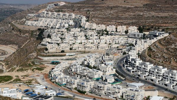 A view shows Israeli settlement buildings around Givat Zeev and Ramat Givat Zeev in the Israeli-occupied West Bank, near Jerusalem June 30, 2020 - Sputnik International