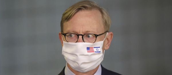 US special envoy for Iran, Brian Hook, attends a press briefing with Israeli Prime Minister Benjamin Netanyahu while wearing a face mask to help prevent the spread of the coronavirus, at the Prime Minister's office in Jerusalem, Tuesday June 30, 2020. - Sputnik International