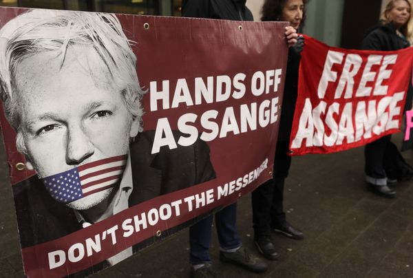 John Shipton: 'Don't Underestimate the Consequence of the Bravery of My Son Julian Assange' - Sputnik International