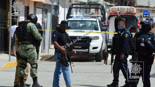 Security forces are seen after gunmen opened fire on a drugs rehabilitation center in Irapuato, Guanajuato, Mexico, June 6, 2020 in this picture obtained from social media. Picture taken June 6, 2020 Security forces are seen after gunmen opened fire on a drugs rehabilitation center in Irapuato, Guanajuato, Mexico, June 6, 2020 in this picture obtained from social media. Picture taken June 6, 2020 - Sputnik International