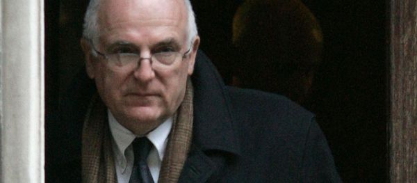 Former head of MI6 Richard Dearlove, leaves the Royal Court of Justice in London after given evidence in the Inquest into the death of Diana Princess of Wales and her companion Dodi Al Fayed, Wednesday, Feb. 20, 2008. Former head of MI6 Richard Dearlove, leaves the Royal Court of Justice in London after given evidence in the Inquest into the death of Diana Princess of Wales and her companion Dodi Al Fayed, Wednesday, Feb. 20, 2008. - Sputnik International