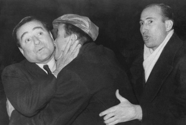 Most Memorable Kisses of Top Political Figures Most Memorable Kisses of Top Political Figures - Sputnik International