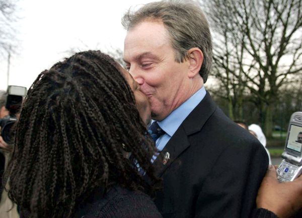 Most Memorable Kisses of Top Political Figures Most Memorable Kisses of Top Political Figures - Sputnik International